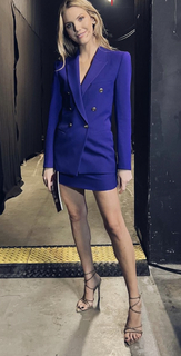 Viviane Geppert feet photo thumbnail