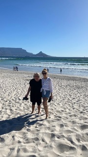 Viviane Geppert feet photo thumbnail