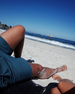 Viviane Geppert feet photo thumbnail