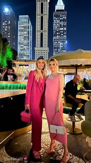 Viviane Geppert feet photo thumbnail