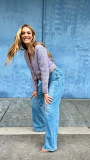 Viviane Geppert feet photo thumbnail