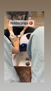 Viviane Geppert feet photo thumbnail