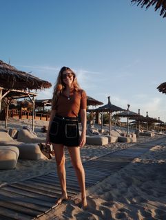 Viviane Geppert feet photo thumbnail