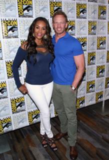 Vivica A. Fox feet photo thumbnail
