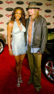 Vivica A. Fox feet photo thumbnail