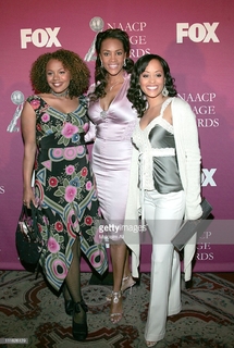 Vivica A. Fox feet photo thumbnail