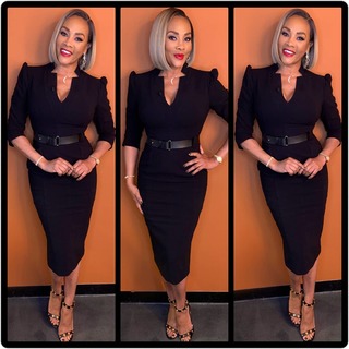 Vivica A. Fox feet photo thumbnail