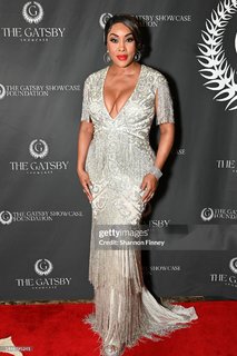 Vivica A. Fox feet photo thumbnail