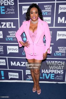 Vivica A. Fox feet photo thumbnail