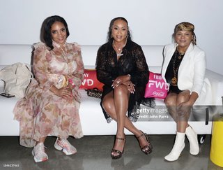 Vivica A. Fox feet photo thumbnail