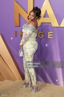 Vivica A. Fox feet photo thumbnail
