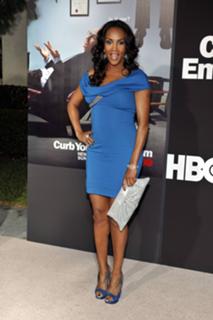 Vivica A. Fox feet photo thumbnail