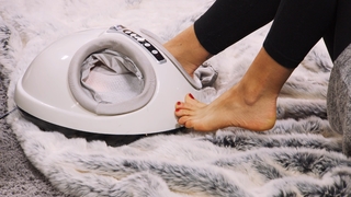 Vivien Konca feet photo 2