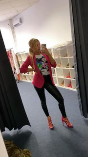 Vivien Konca feet photo 10