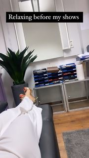 Vivien Konca feet photo 1