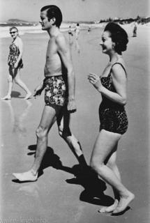 Vivien Leigh feet photo 3