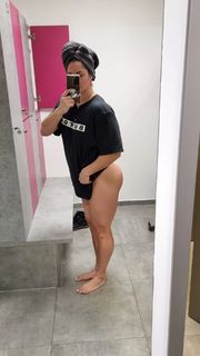 Vladislava Galagan feet photo thumbnail