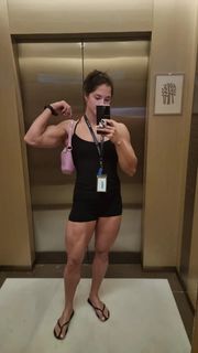 Vladislava Galagan feet photo thumbnail