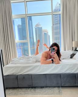 Vladislava Galagan feet photo thumbnail