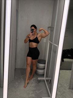 Vladislava Galagan feet photo thumbnail