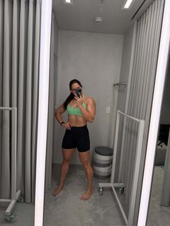 Vladislava Galagan feet photo thumbnail