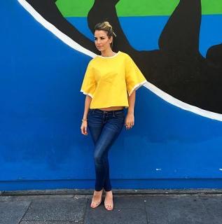 Vogue Williams feet photo thumbnail