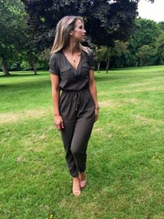 Vogue Williams feet photo thumbnail
