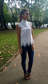 Vogue Williams feet photo thumbnail