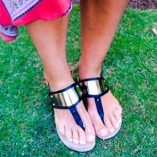 Vogue Williams feet photo thumbnail