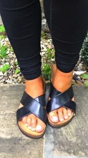 Vogue Williams feet photo thumbnail