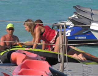 Vogue Williams feet photo thumbnail