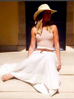 Vogue Williams feet photo thumbnail