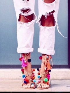 Vogue Williams feet photo thumbnail