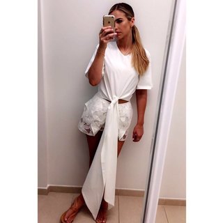 Vogue Williams feet photo thumbnail