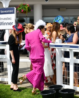 Vogue Williams feet photo thumbnail