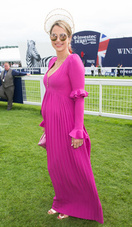 Vogue Williams feet photo thumbnail