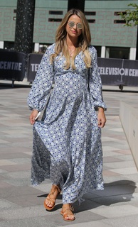 Vogue Williams feet photo thumbnail