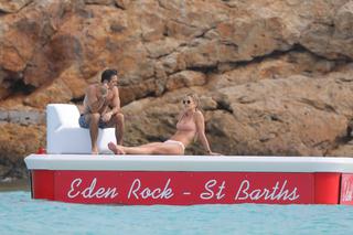 Vogue Williams feet photo thumbnail