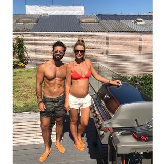 Vogue Williams feet photo thumbnail