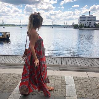 Vogue Williams feet photo thumbnail
