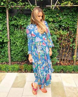 Vogue Williams feet photo thumbnail