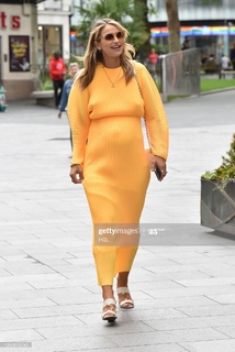 Vogue Williams feet photo thumbnail