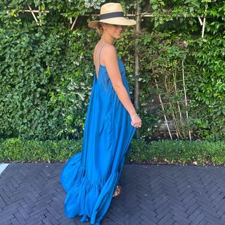 Vogue Williams feet photo thumbnail