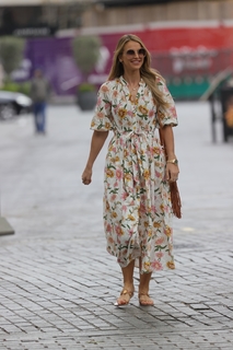 Vogue Williams feet photo thumbnail