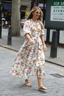 Vogue Williams feet photo thumbnail