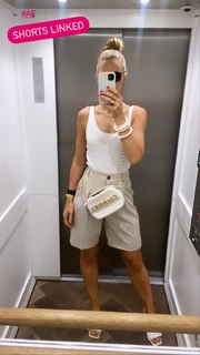 Vogue Williams feet photo thumbnail