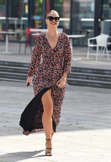 Vogue Williams feet photo thumbnail