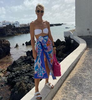 Vogue Williams feet photo thumbnail