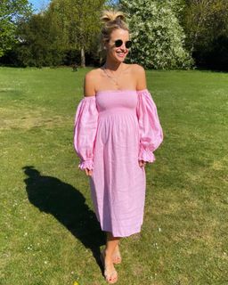 Vogue Williams feet photo 5