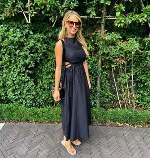 Vogue Williams feet photo 17